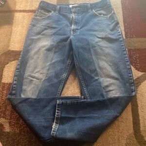 Men’s Pre-Owned Canyon River Blues Jeans
Size 36-30